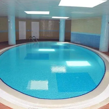 Mirage G 1 - Beautiful 2 Bedroomed Ground Floor Apartment Of Approx 1000 Sq Ft * Side
