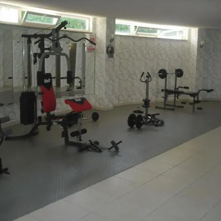 Lägenhet Mirage G 1 - Beautiful 2 Bedroomed Ground Floor Apartment Of Approx 1000 Sq Ft Side