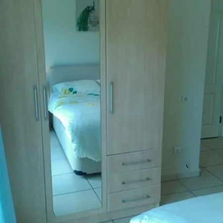 Mirage G 1 - Beautiful 2 Bedroomed Ground Floor Apartment Of Approx 1000 Sq Ft Lägenhet